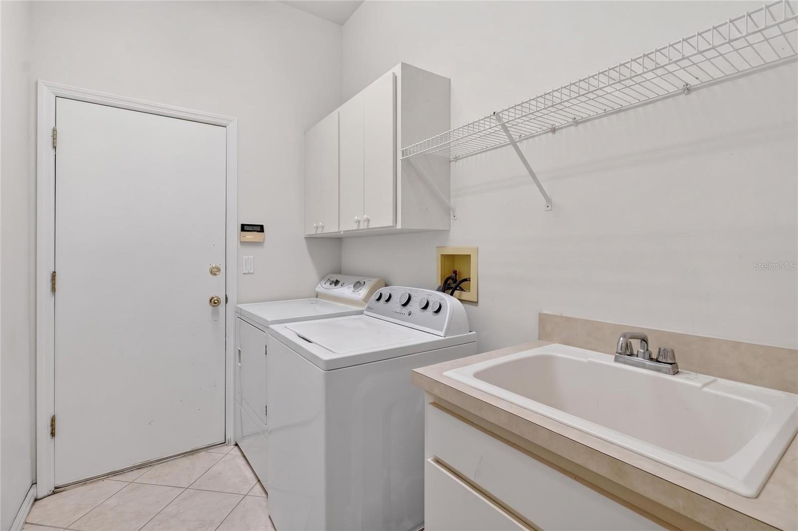 10206 SHADOW BRANCH DR, TAMPA, FL, 33647