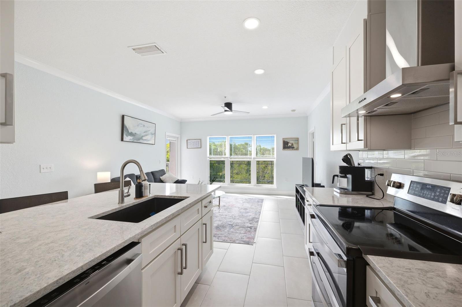 210 3RD ST W #8305, BRADENTON, FL, 34205