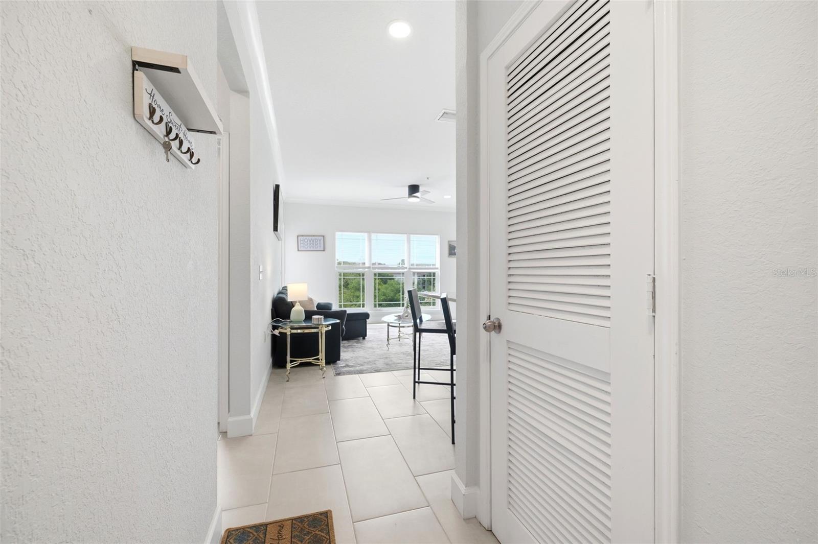 210 3RD ST W #8305, BRADENTON, FL, 34205