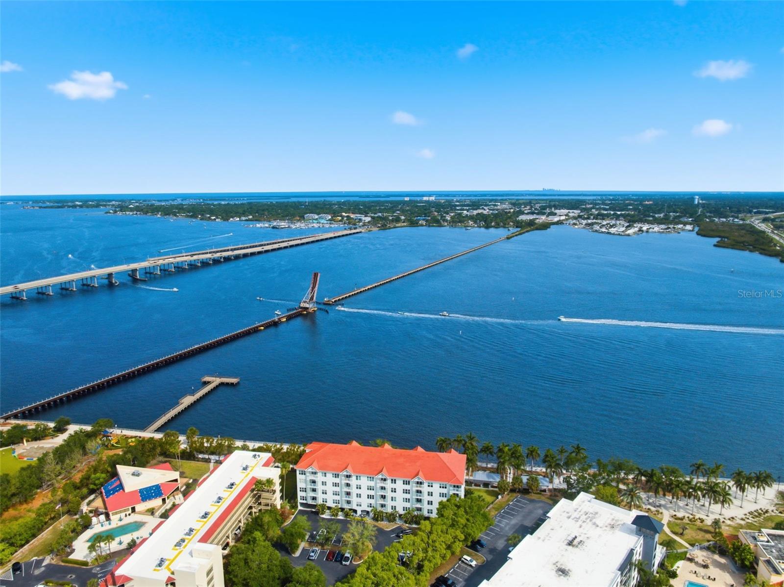 210 3RD ST W #8305, BRADENTON, FL, 34205