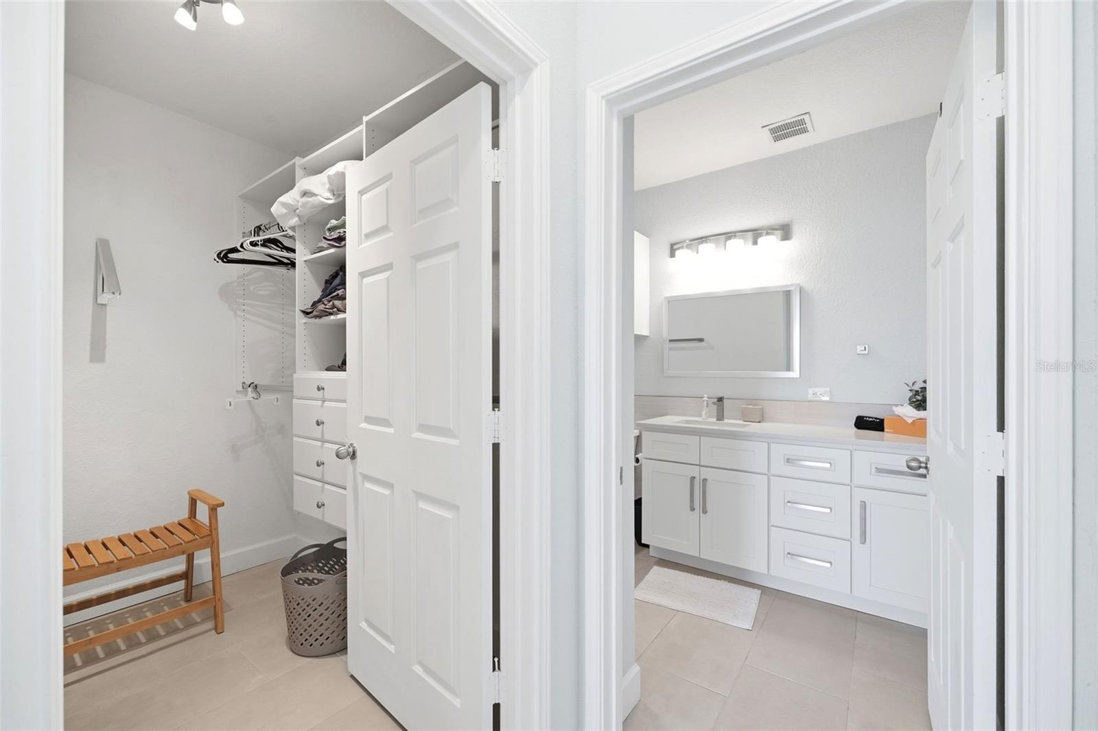 210 3RD ST W #8305, BRADENTON, FL, 34205