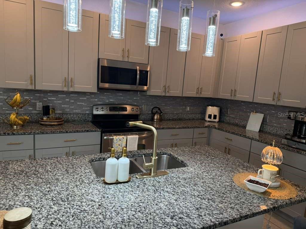 570 FELTRIM MANOR RD, HAINES CITY, FL, 33844