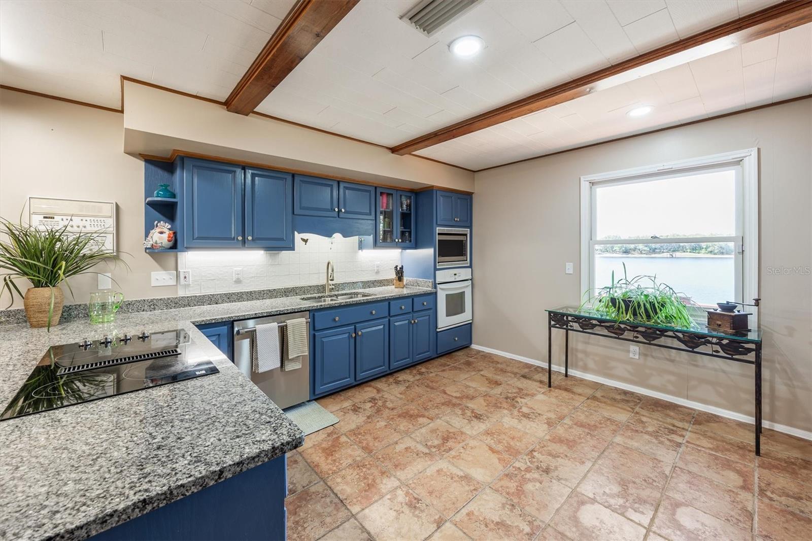 111 KIRBY TRL, MELROSE, FL, 32666