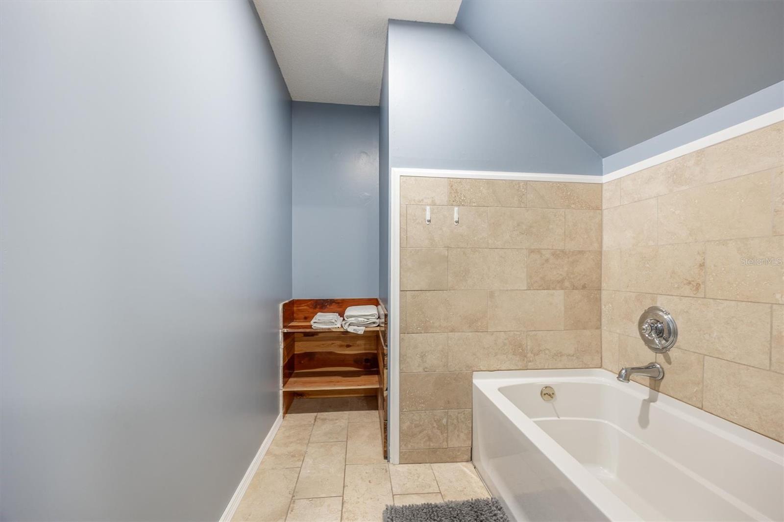 111 KIRBY TRL, MELROSE, FL, 32666