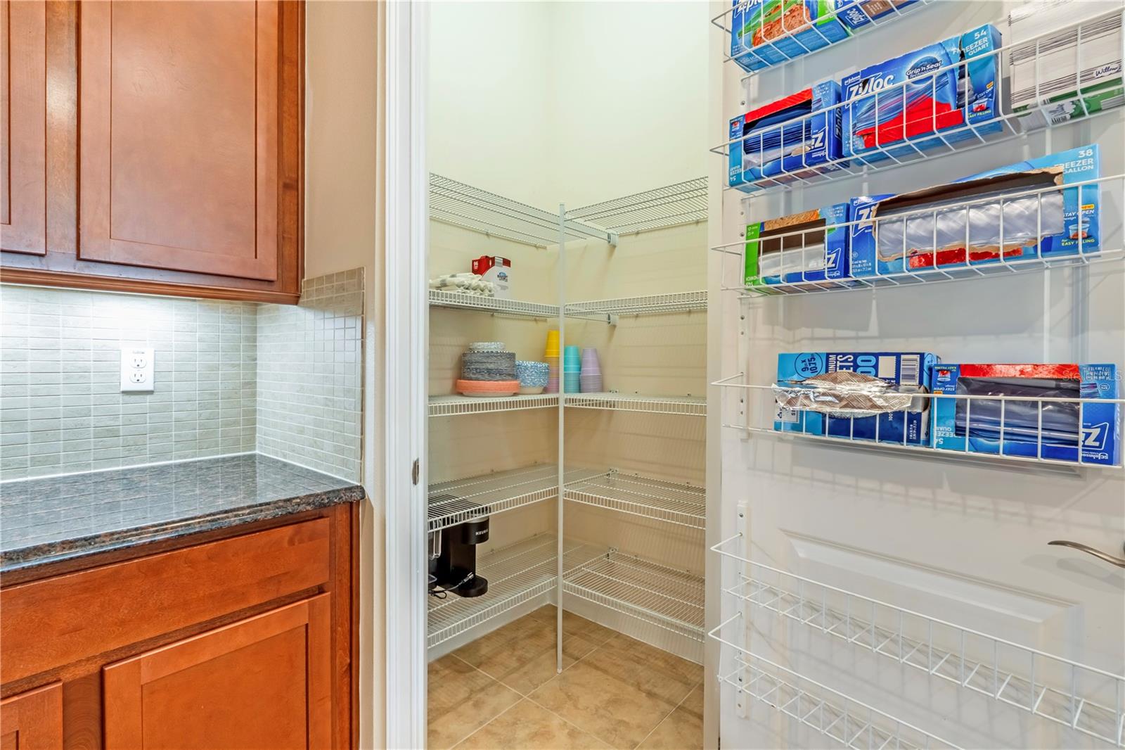 708 ALDENHAM LN, ORMOND BEACH, FL, 32174