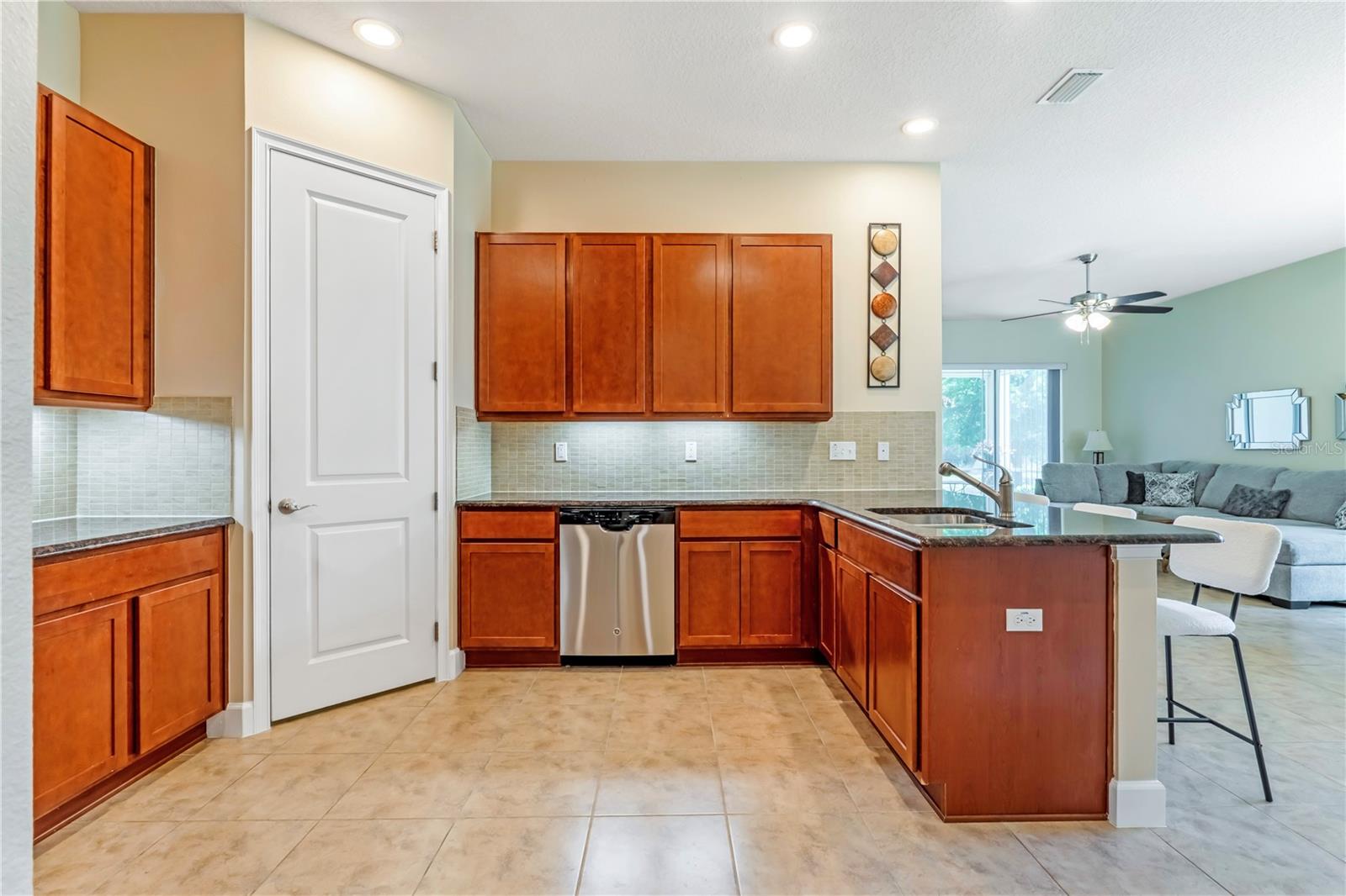 708 ALDENHAM LN, ORMOND BEACH, FL, 32174