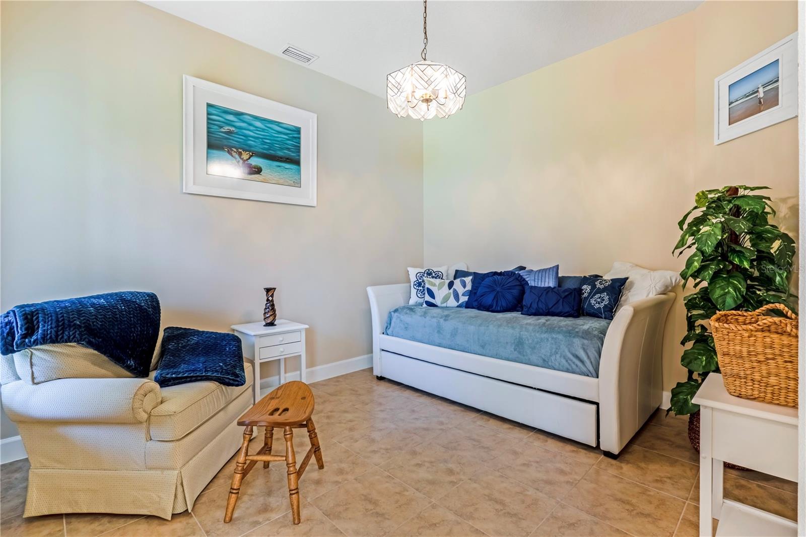 708 ALDENHAM LN, ORMOND BEACH, FL, 32174