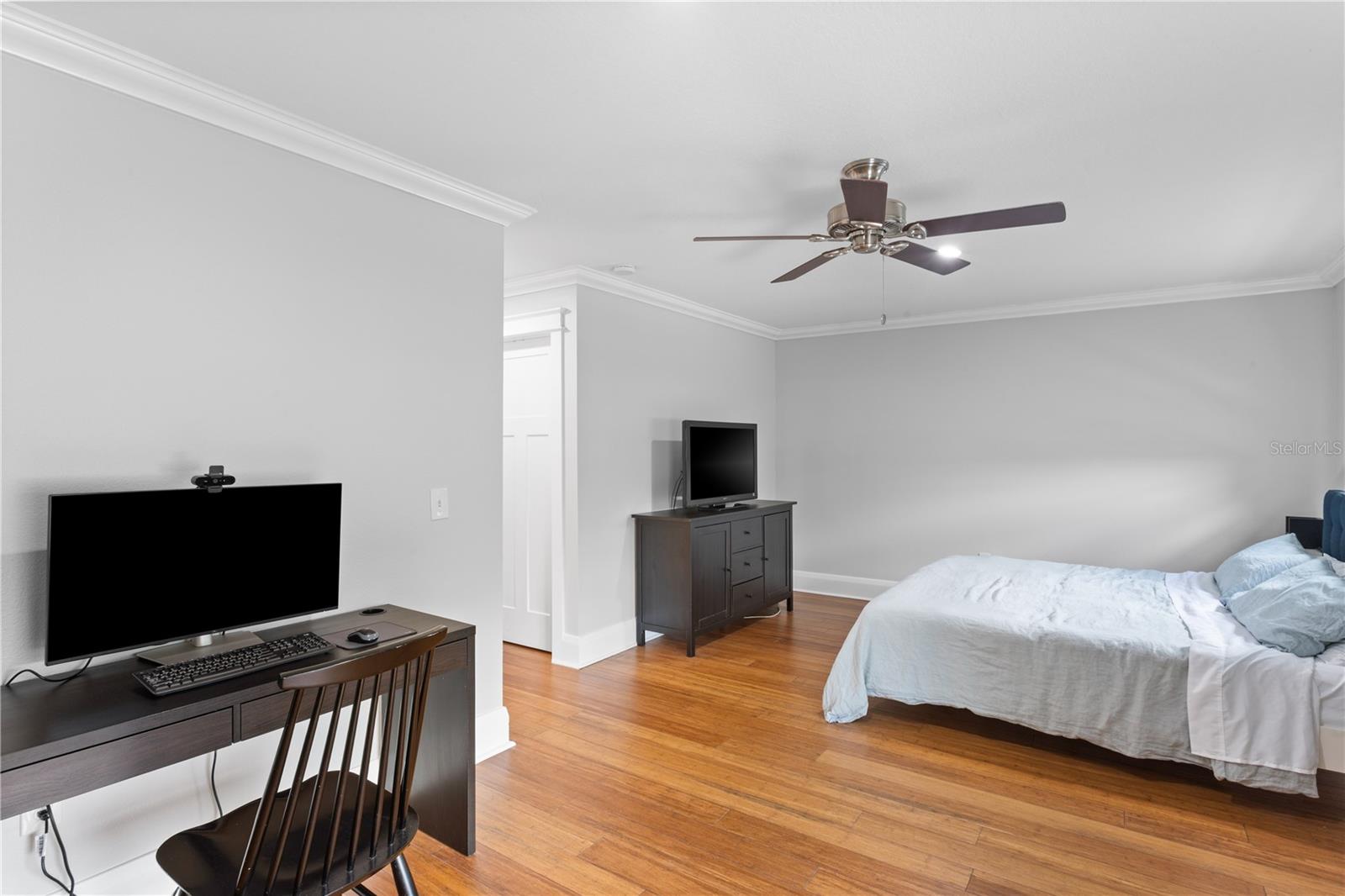 117 W GIDDENS AVE, TAMPA, FL, 33603