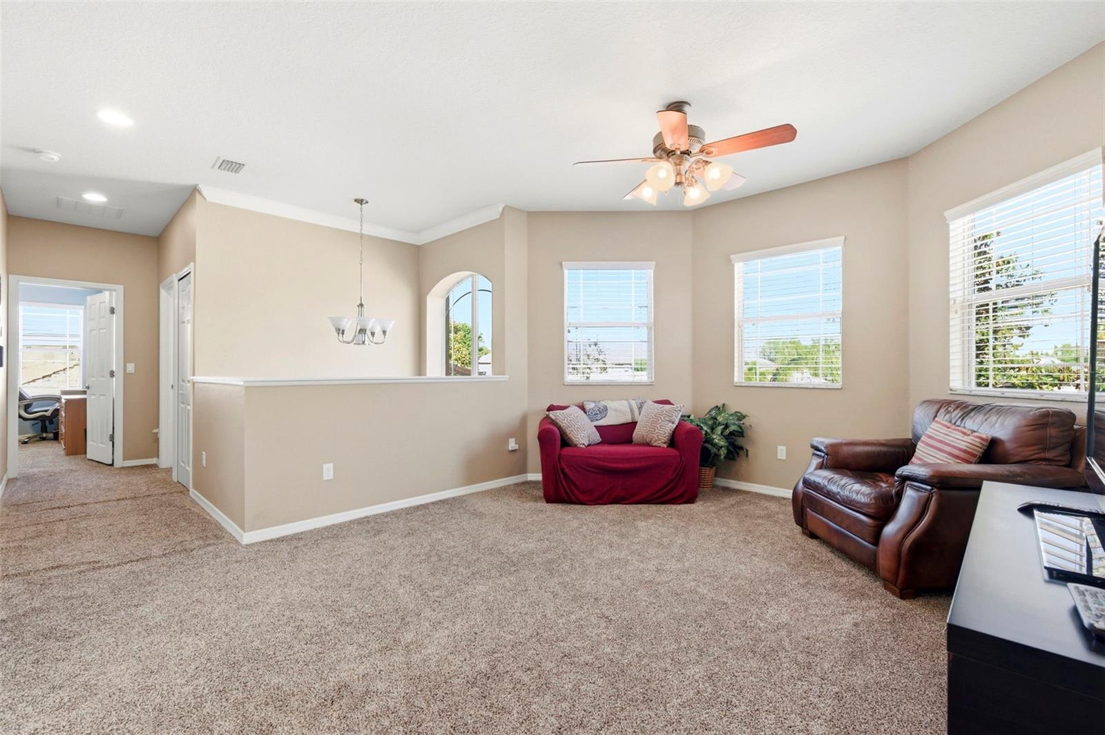 8743 NEW ALEXANDRIA LOOP, NEW PORT RICHEY, FL, 34654