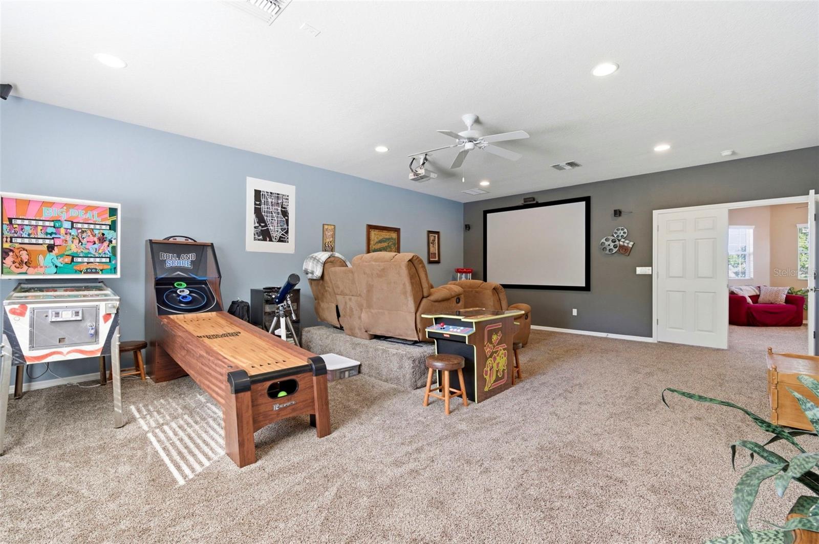 8743 NEW ALEXANDRIA LOOP, NEW PORT RICHEY, FL, 34654