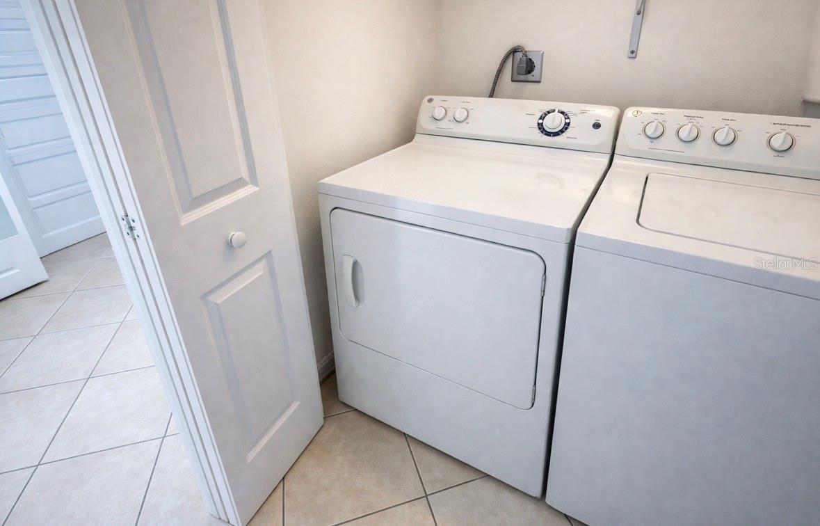 4407 S SEMORAN BLVD #2, ORLANDO, FL, 32822