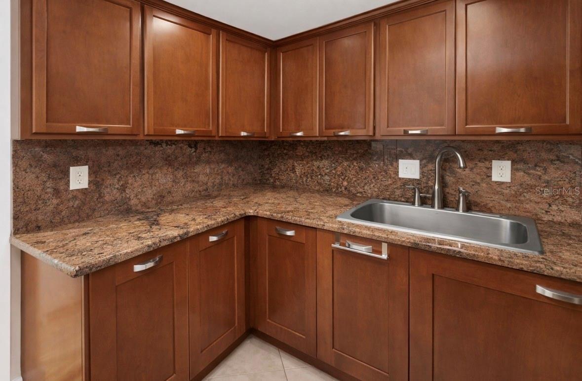 4407 S SEMORAN BLVD #2, ORLANDO, FL, 32822