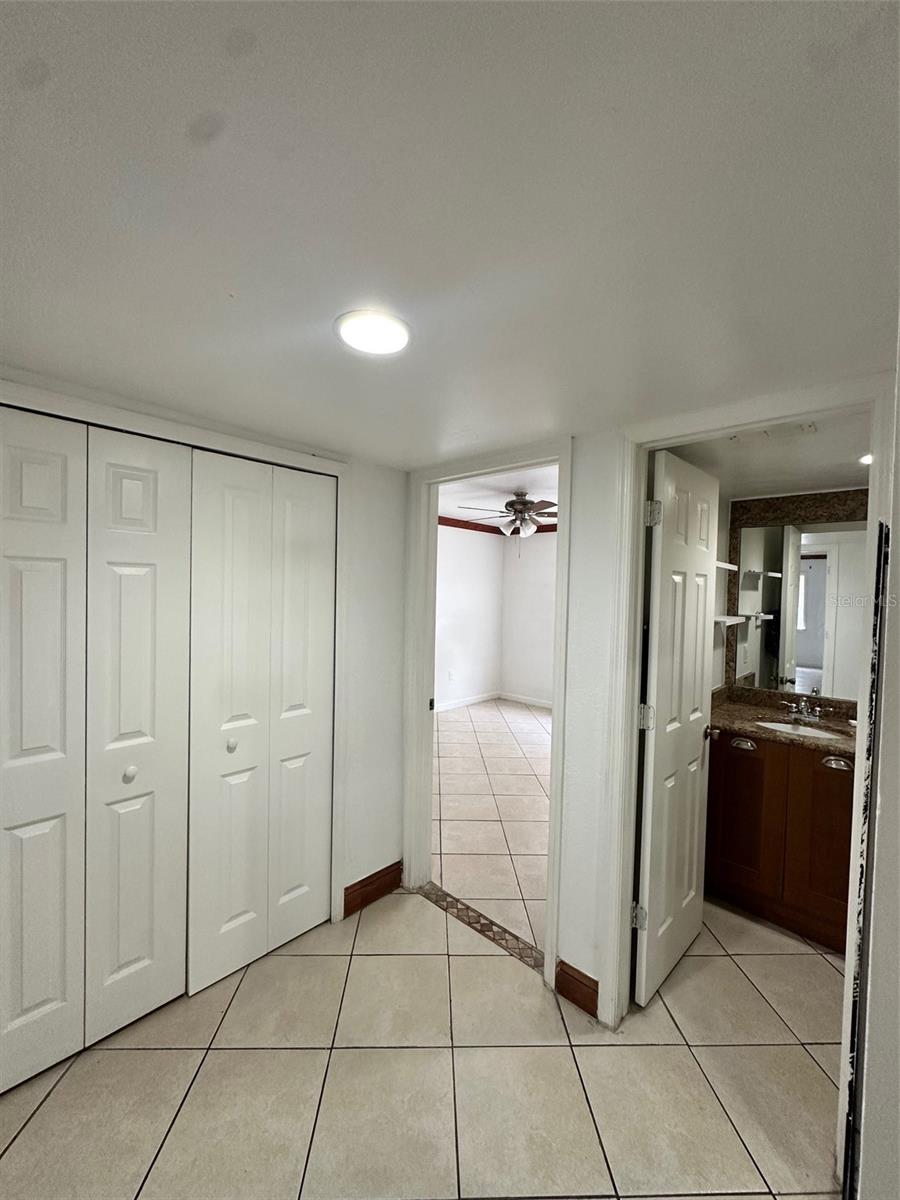 4407 S SEMORAN BLVD #2, ORLANDO, FL, 32822