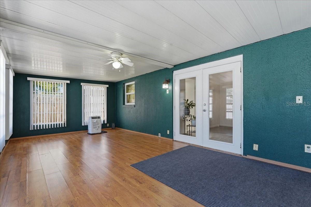 3809 PARKSIDE DR, VALRICO, FL, 33594