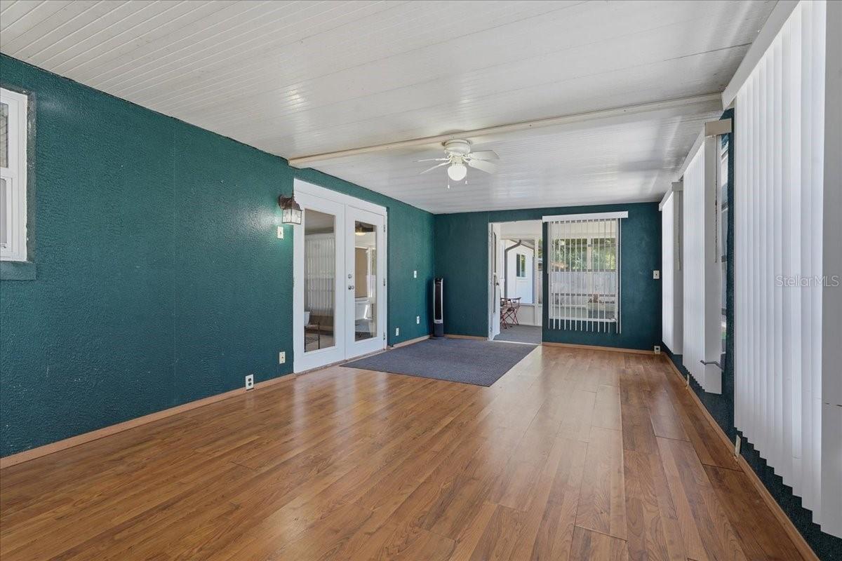 3809 PARKSIDE DR, VALRICO, FL, 33594