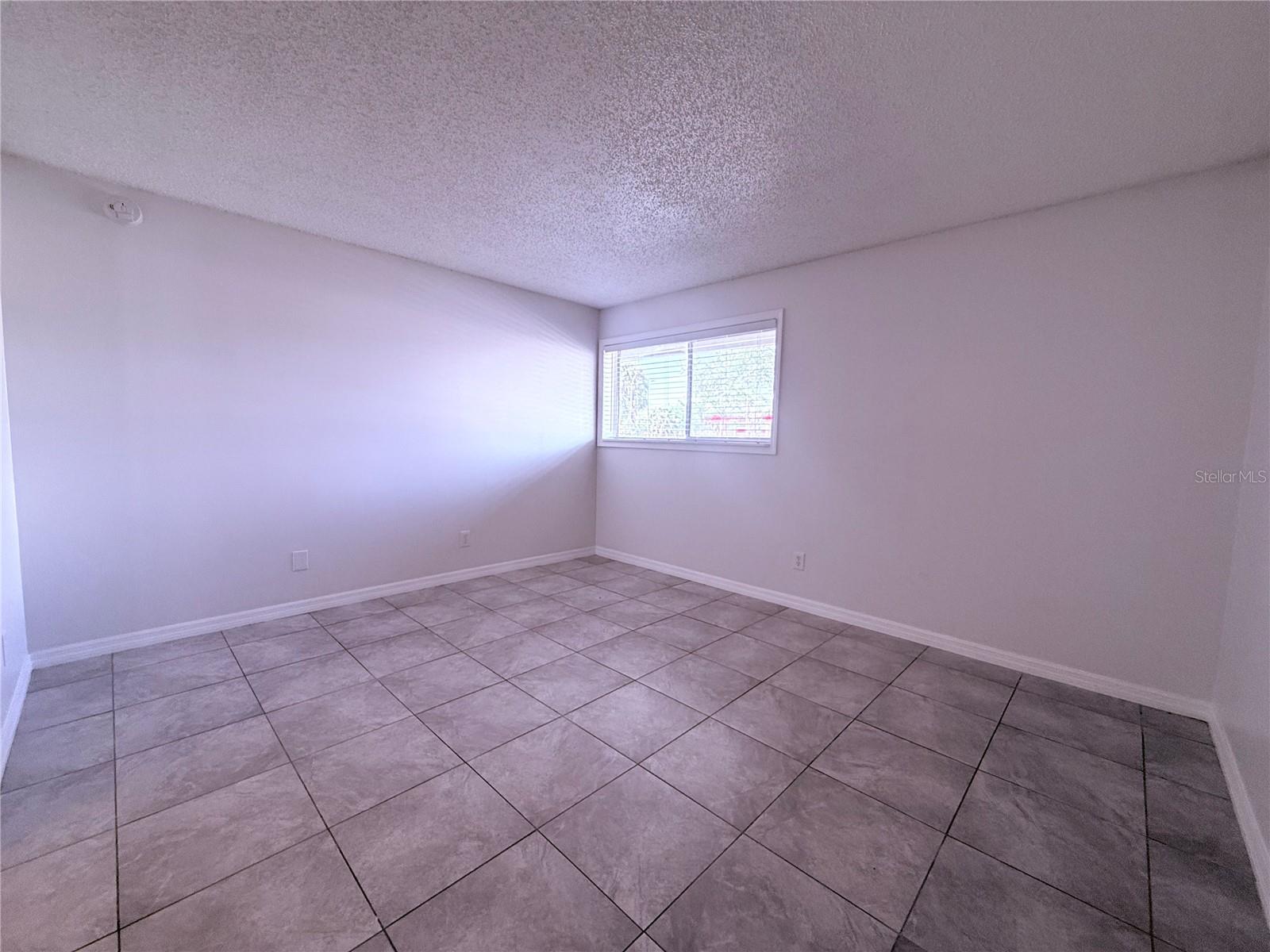 6332 NEWTOWN CIR #A4, TAMPA, FL, 33615