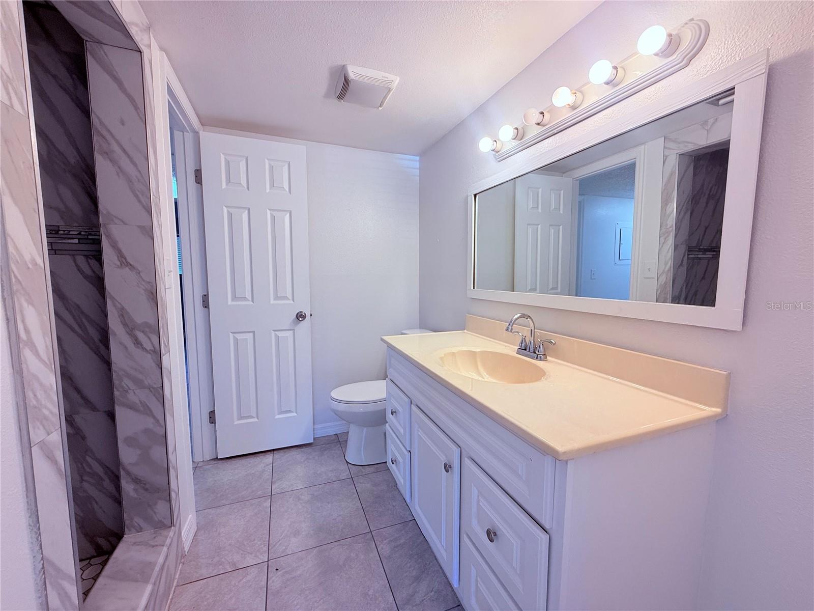 6332 NEWTOWN CIR #A4, TAMPA, FL, 33615