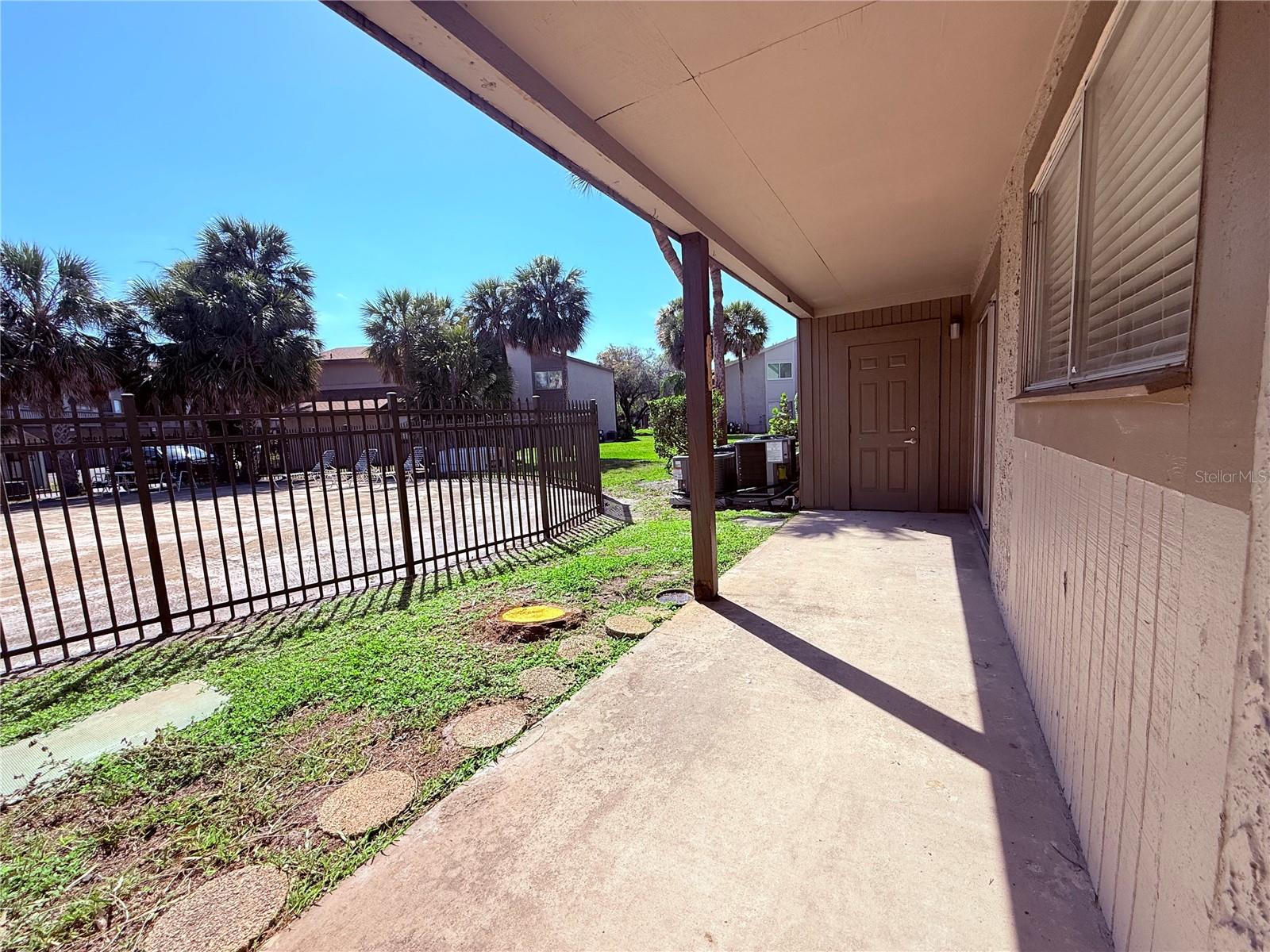 6332 NEWTOWN CIR #A4, TAMPA, FL, 33615