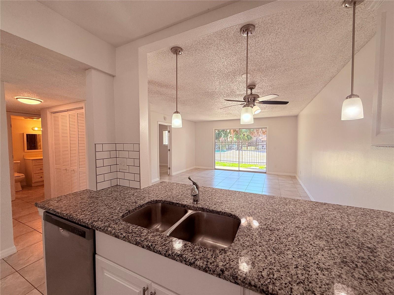 6332 NEWTOWN CIR #A4, TAMPA, FL, 33615