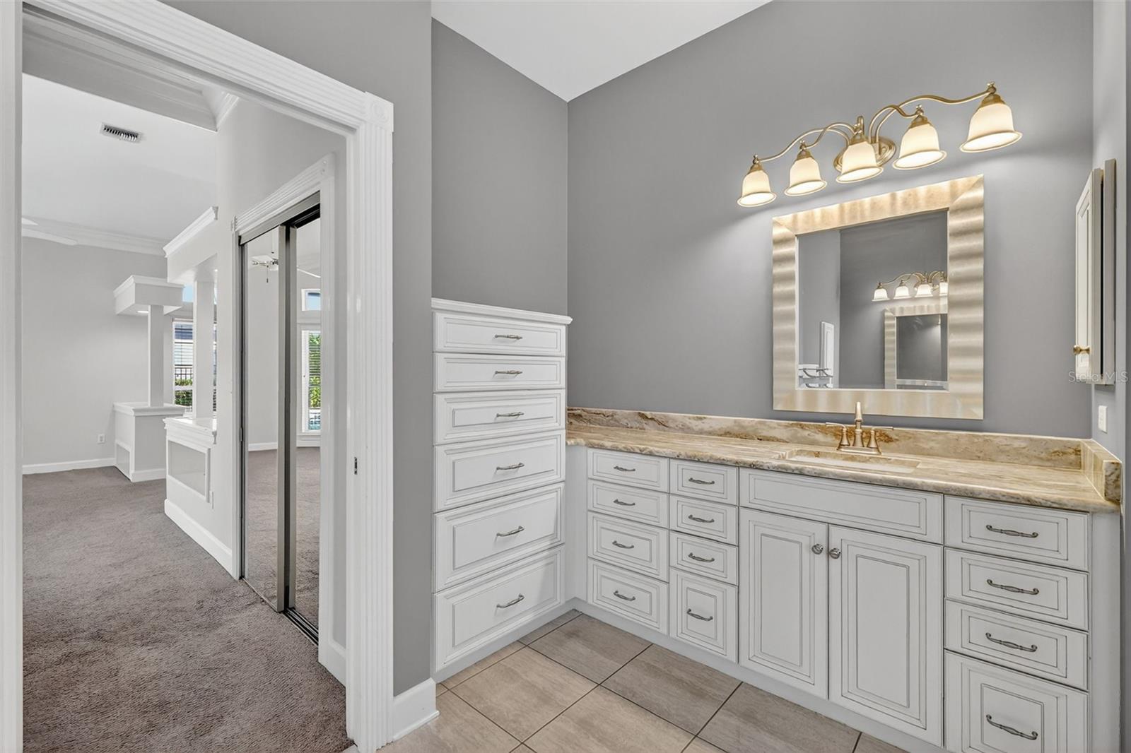 1741 EDGEWATER DR, MOUNT DORA, FL, 32757