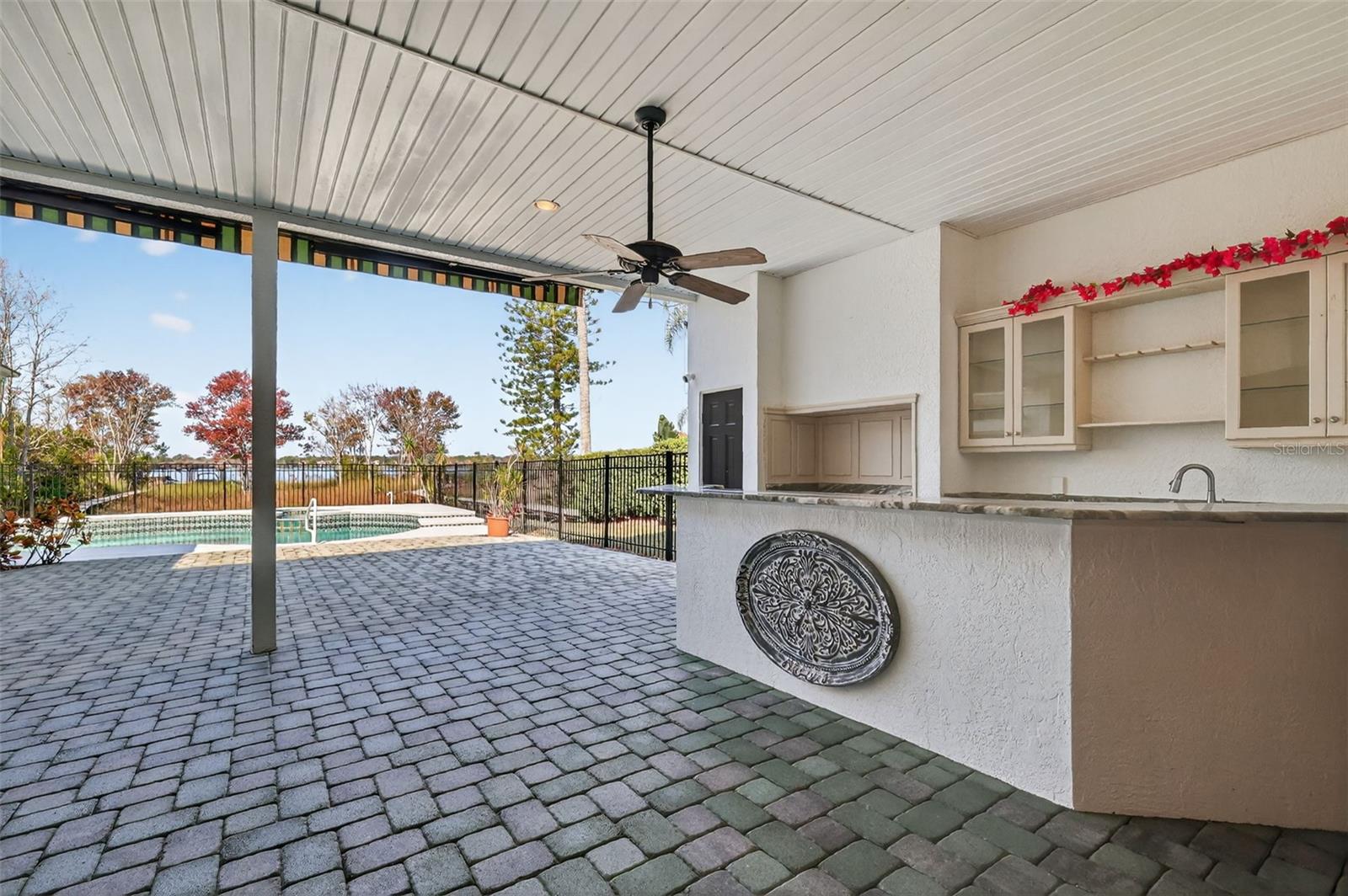 1741 EDGEWATER DR, MOUNT DORA, FL, 32757