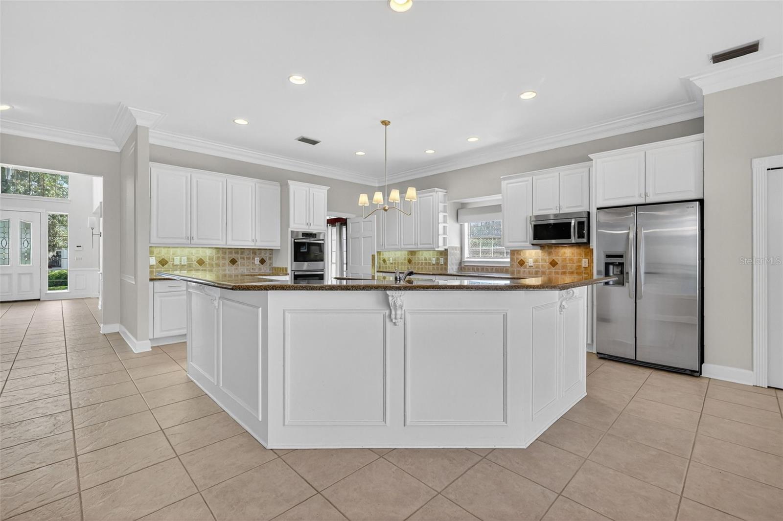 1741 EDGEWATER DR, MOUNT DORA, FL, 32757