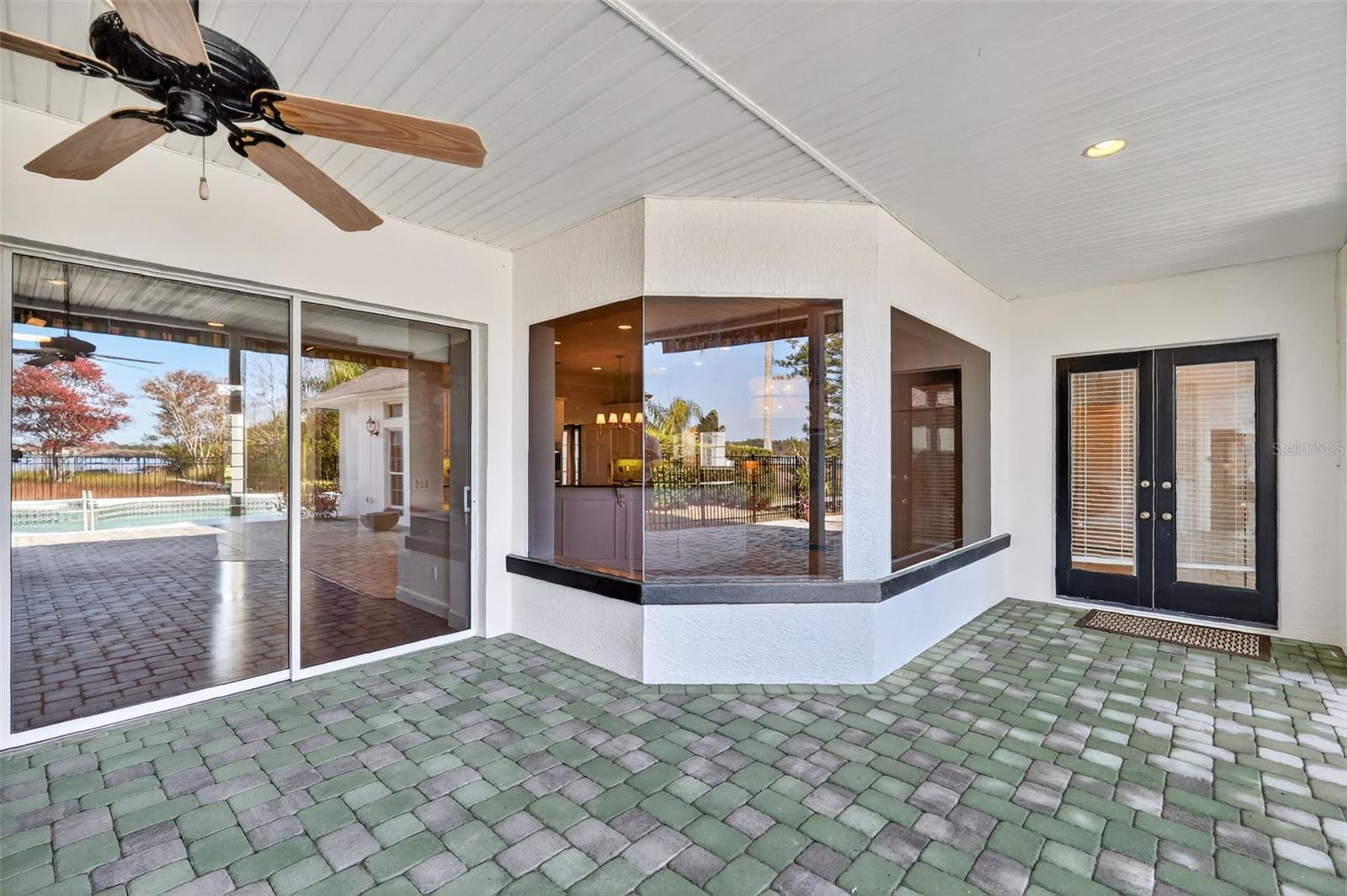 1741 EDGEWATER DR, MOUNT DORA, FL, 32757