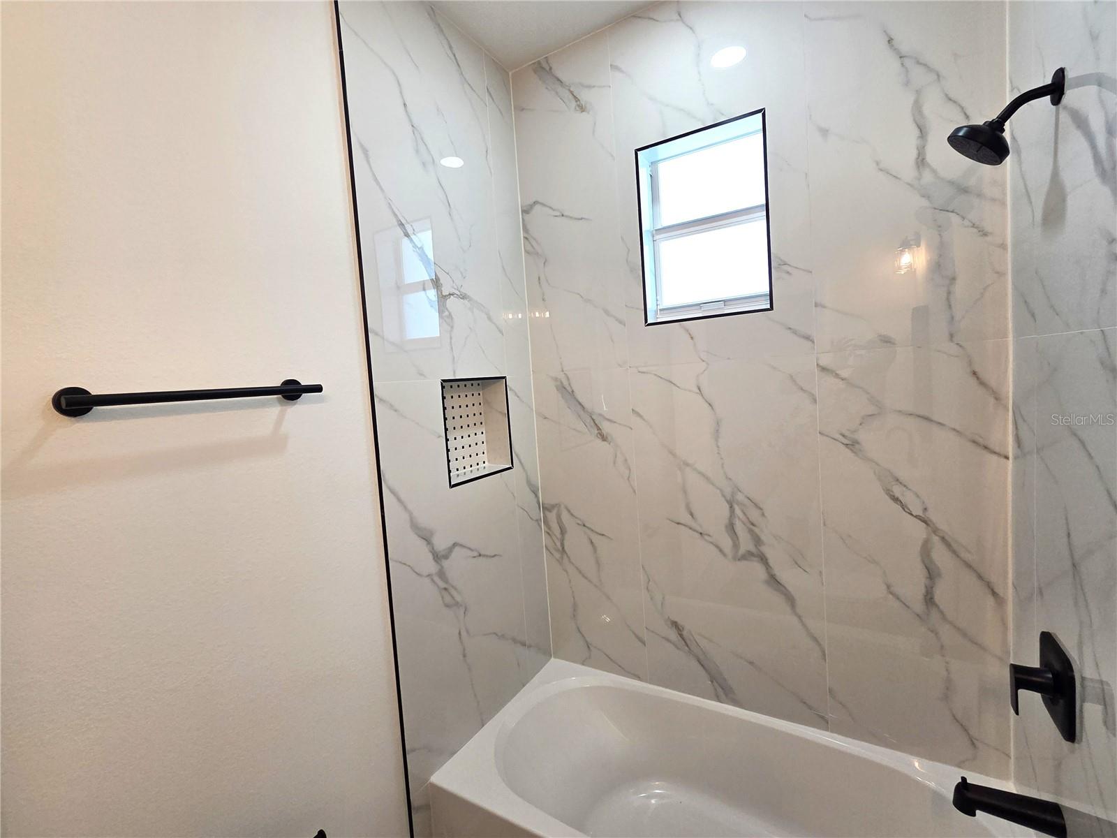 142 FITZSIMONS ST, PORT CHARLOTTE, FL, 33954