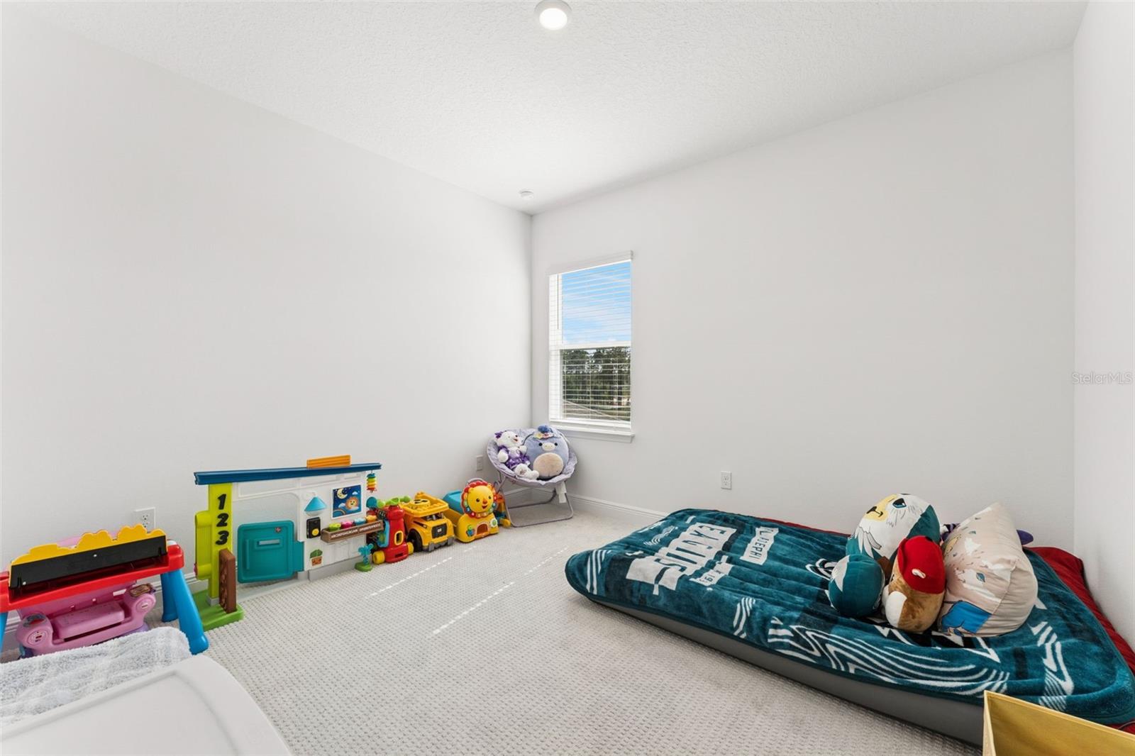 1952 SUNSHINE PEAK DR, MINNEOLA, FL, 34715