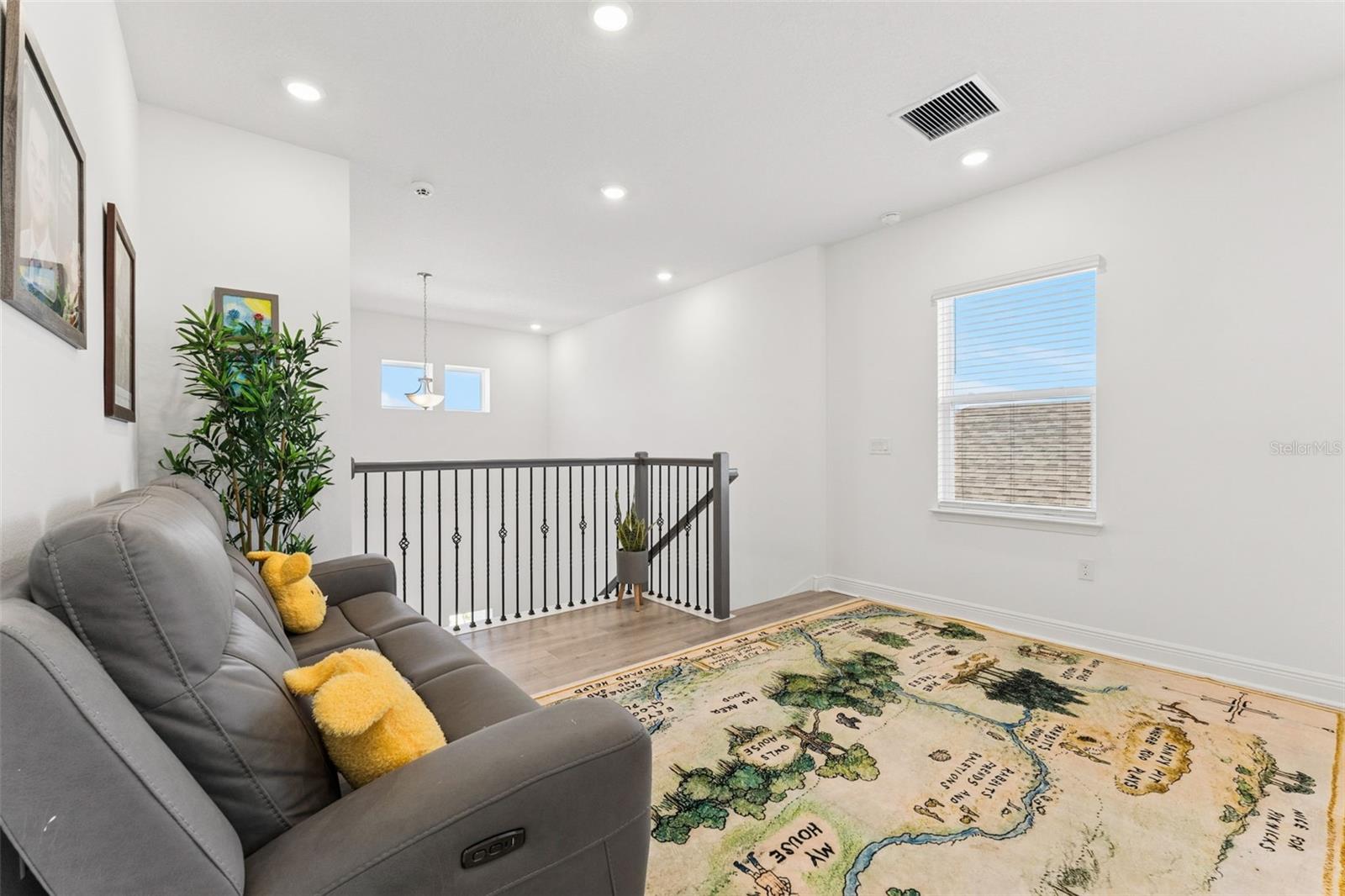 1952 SUNSHINE PEAK DR, MINNEOLA, FL, 34715