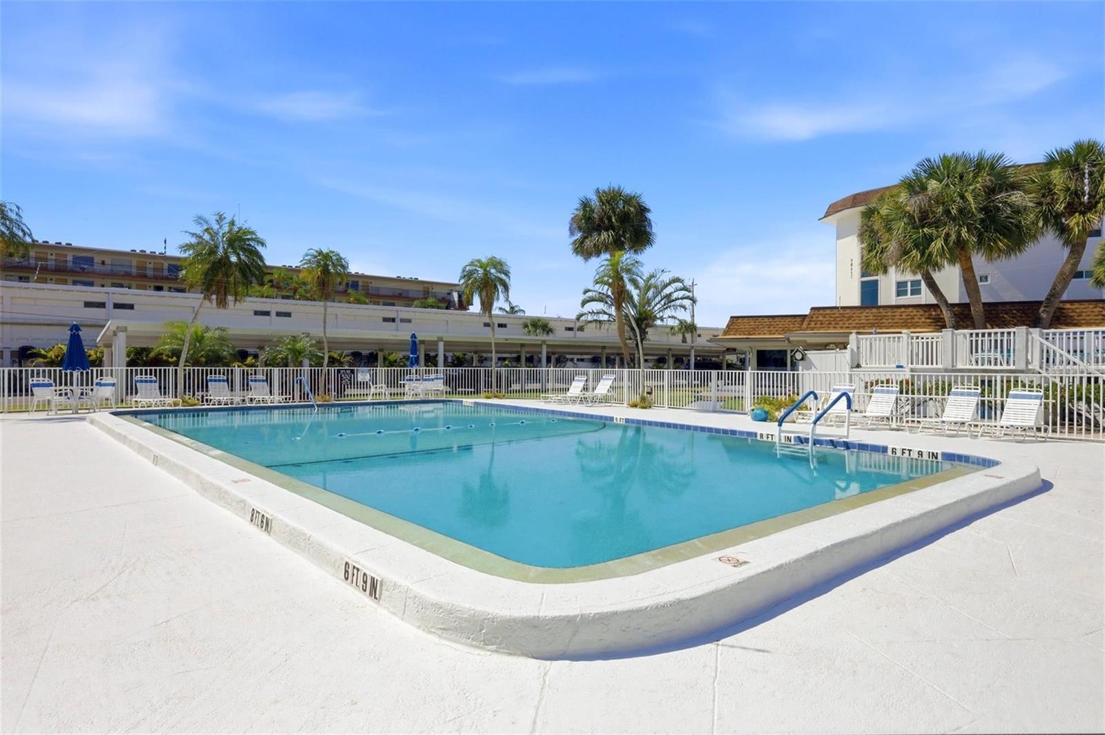 2100 BENJAMIN FRANKLIN DR #205, SARASOTA, FL, 34236