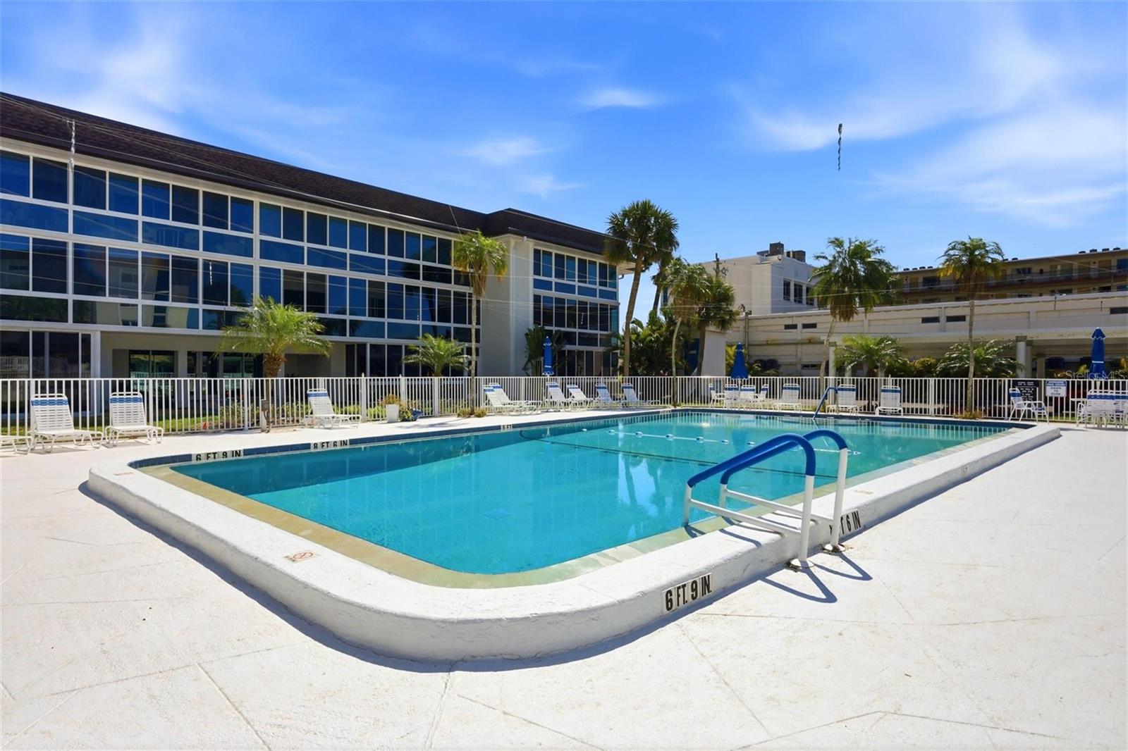 2100 BENJAMIN FRANKLIN DR #205, SARASOTA, FL, 34236