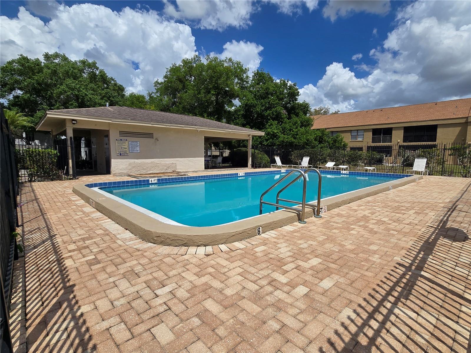 7838 NIAGARA AVE #305, TAMPA, FL, 33617