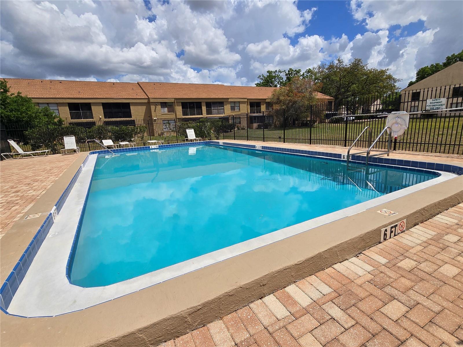 7838 NIAGARA AVE #305, TAMPA, FL, 33617