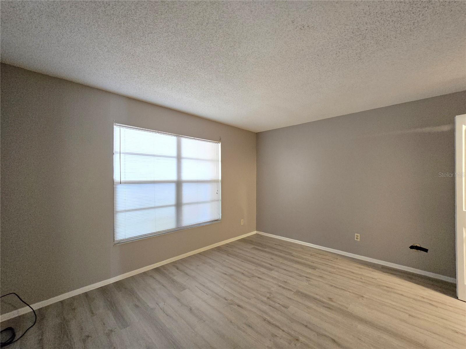 7838 NIAGARA AVE #305, TAMPA, FL, 33617