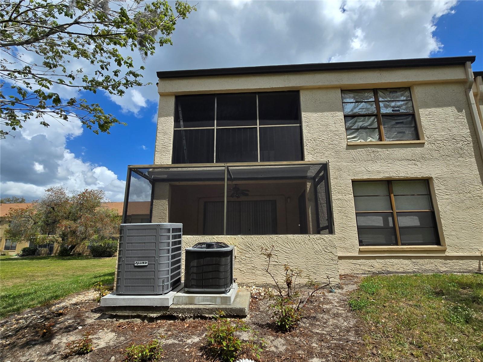 7838 NIAGARA AVE #305, TAMPA, FL, 33617