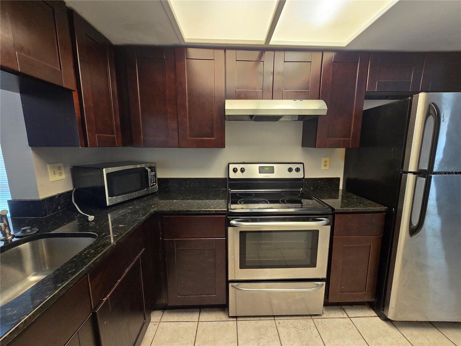 7838 NIAGARA AVE #305, TAMPA, FL, 33617