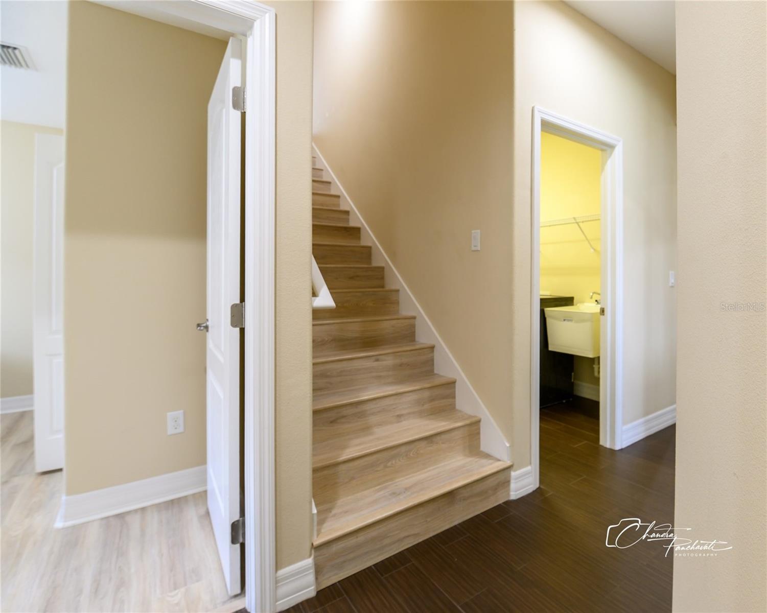 19305 YELLOW CLOVER DR, TAMPA, FL, 33647