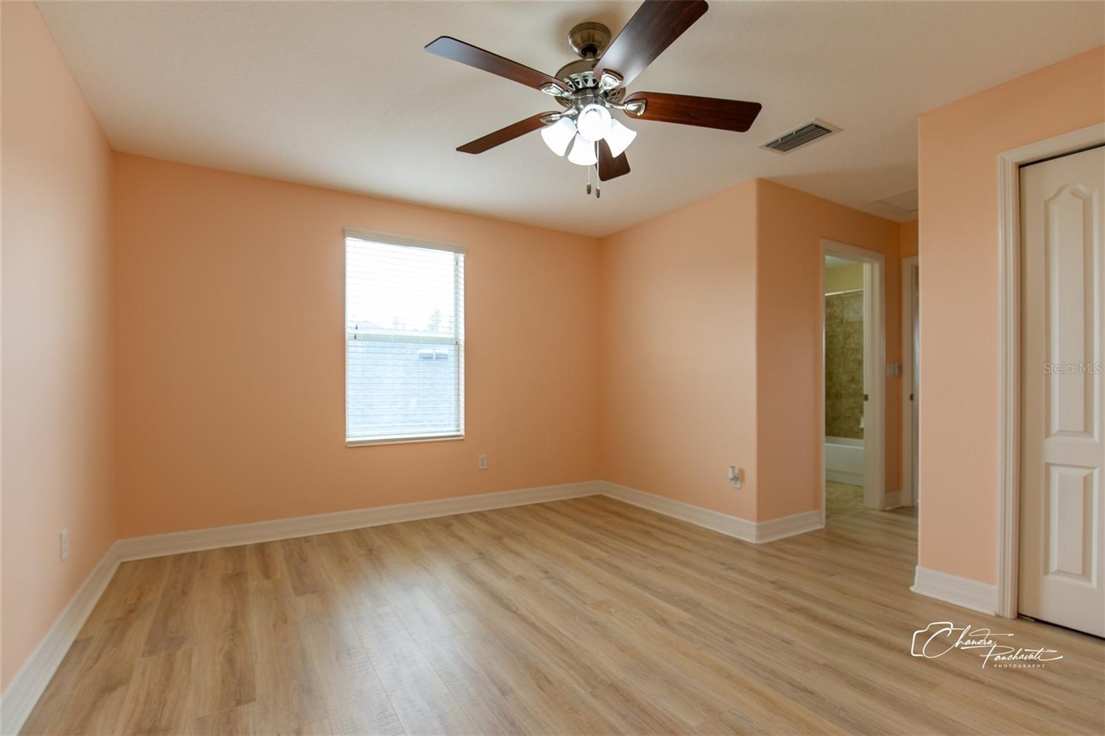 19305 YELLOW CLOVER DR, TAMPA, FL, 33647