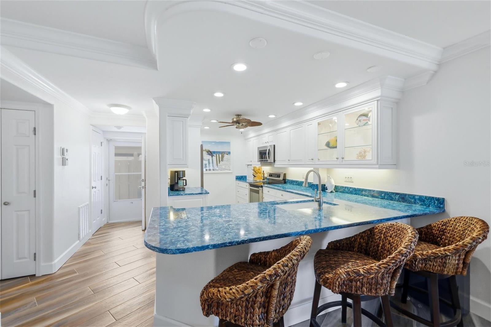 2110 BENJAMIN FRANKLIN DR #104, SARASOTA, FL, 34236