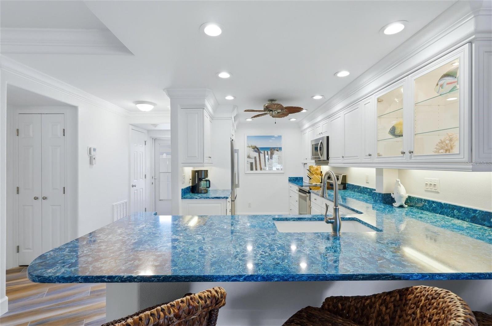 2110 BENJAMIN FRANKLIN DR #104, SARASOTA, FL, 34236