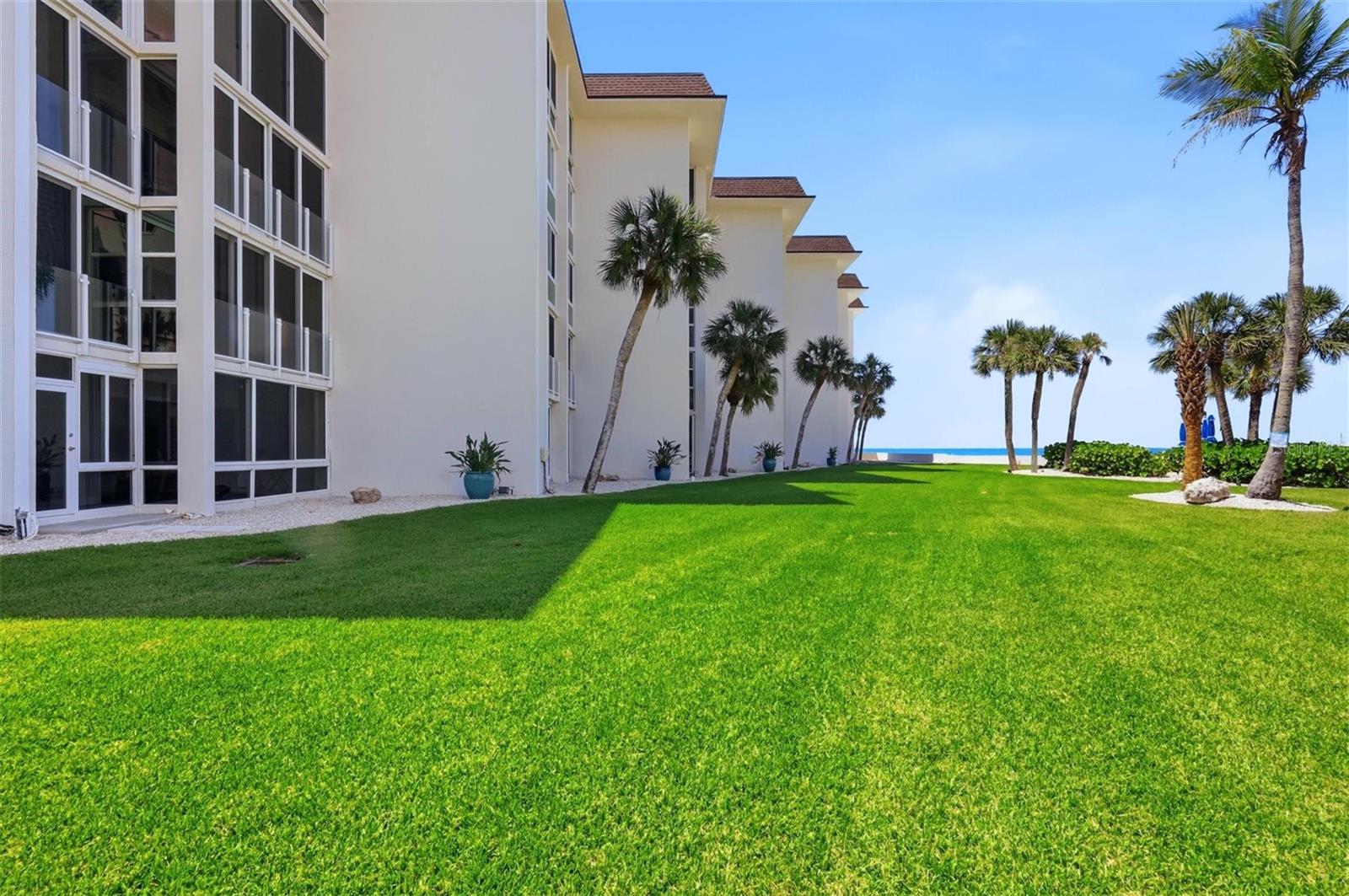 2110 BENJAMIN FRANKLIN DR #104, SARASOTA, FL, 34236