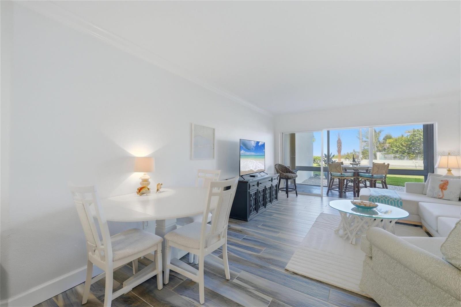 2110 BENJAMIN FRANKLIN DR #104, SARASOTA, FL, 34236