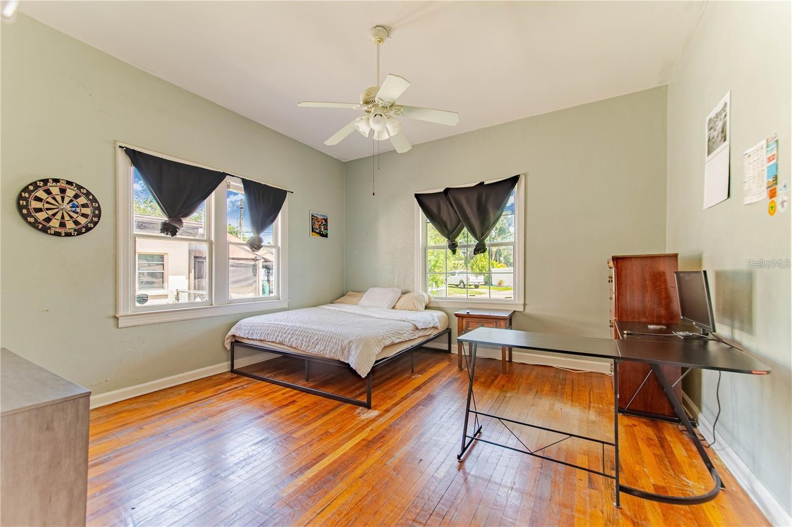 3321 W WOODLAWN AVE, TAMPA, FL, 33607