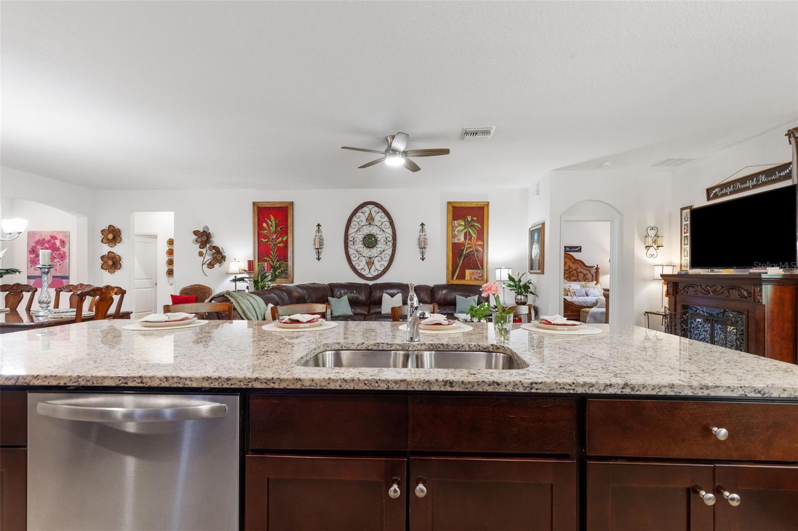 12421 EASTPOINTE DR, DADE CITY, FL, 33525