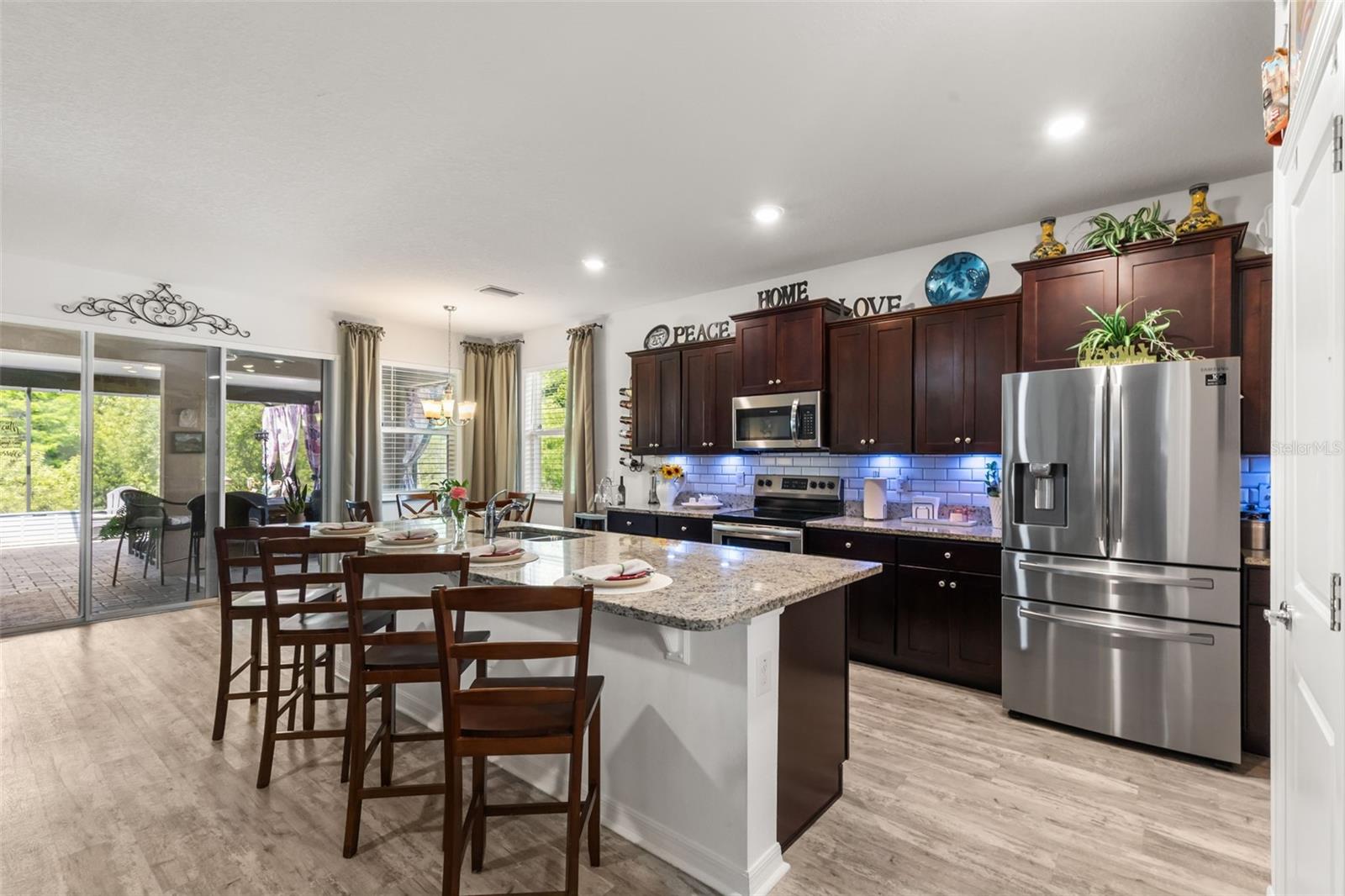 12421 EASTPOINTE DR, DADE CITY, FL, 33525