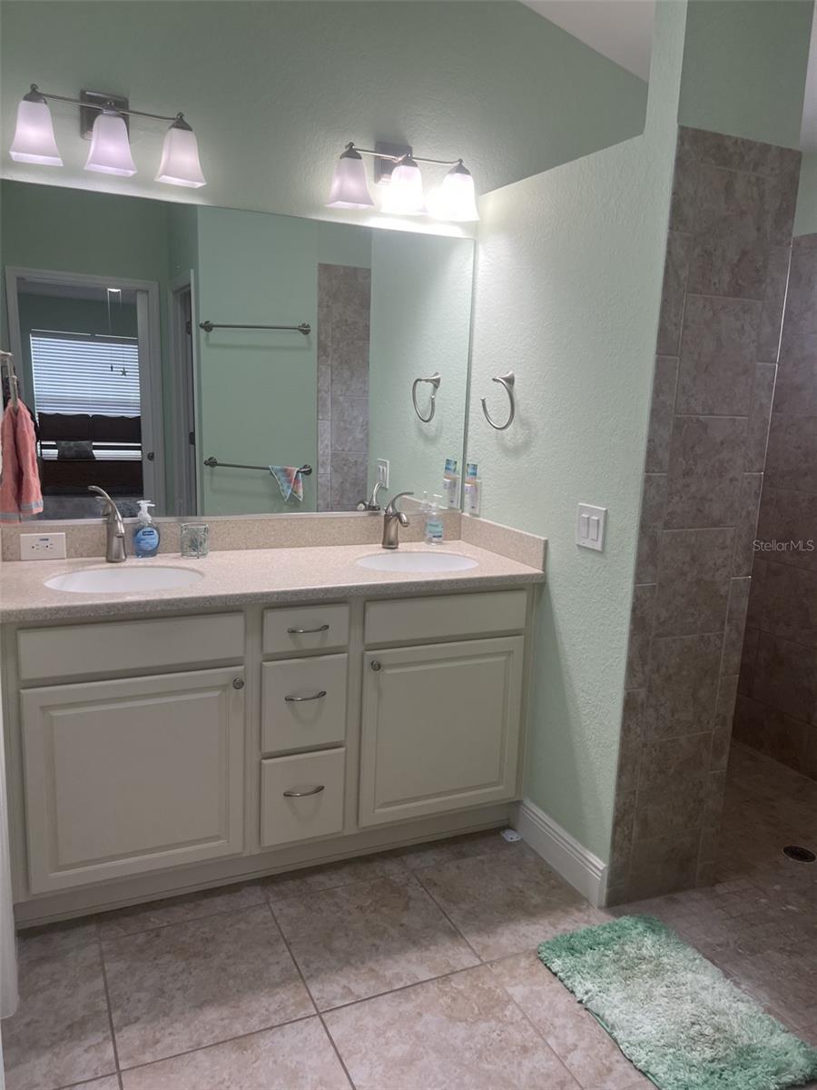 4986 BELTED KINGFISHER DR, OXFORD, FL, 34484