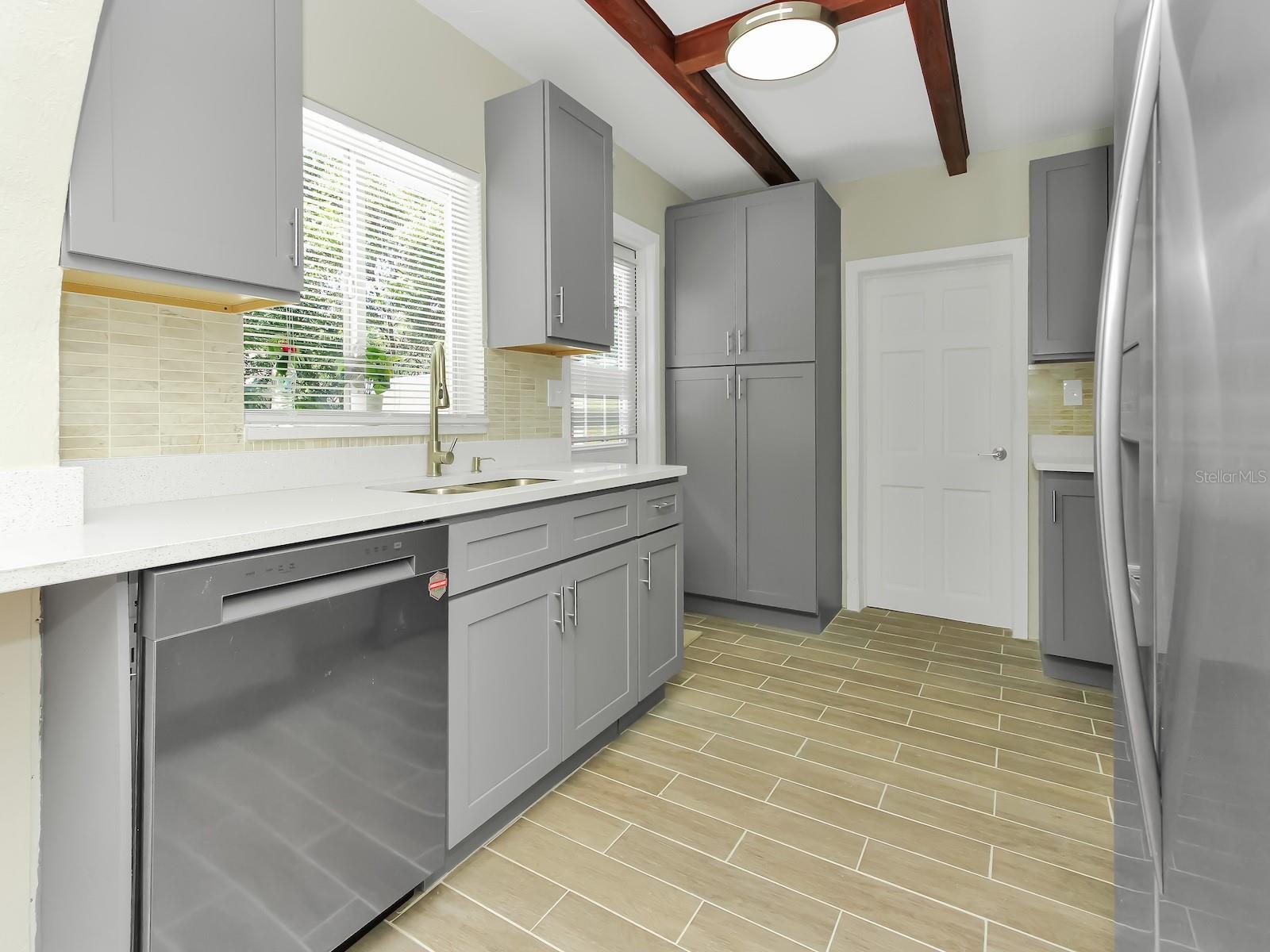 600 S MONTGOMERY AVE, DELAND, FL, 32720