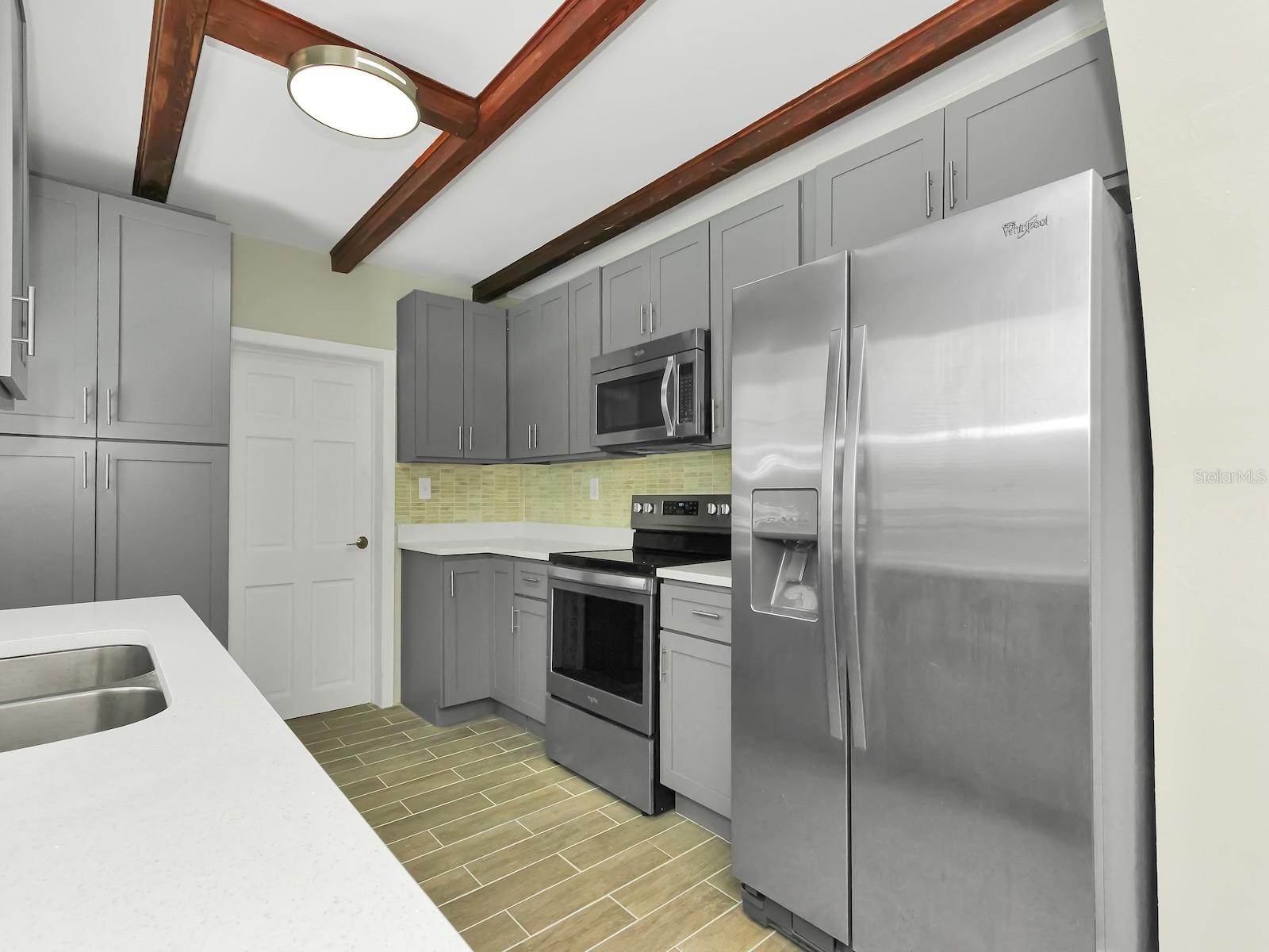 600 S MONTGOMERY AVE, DELAND, FL, 32720