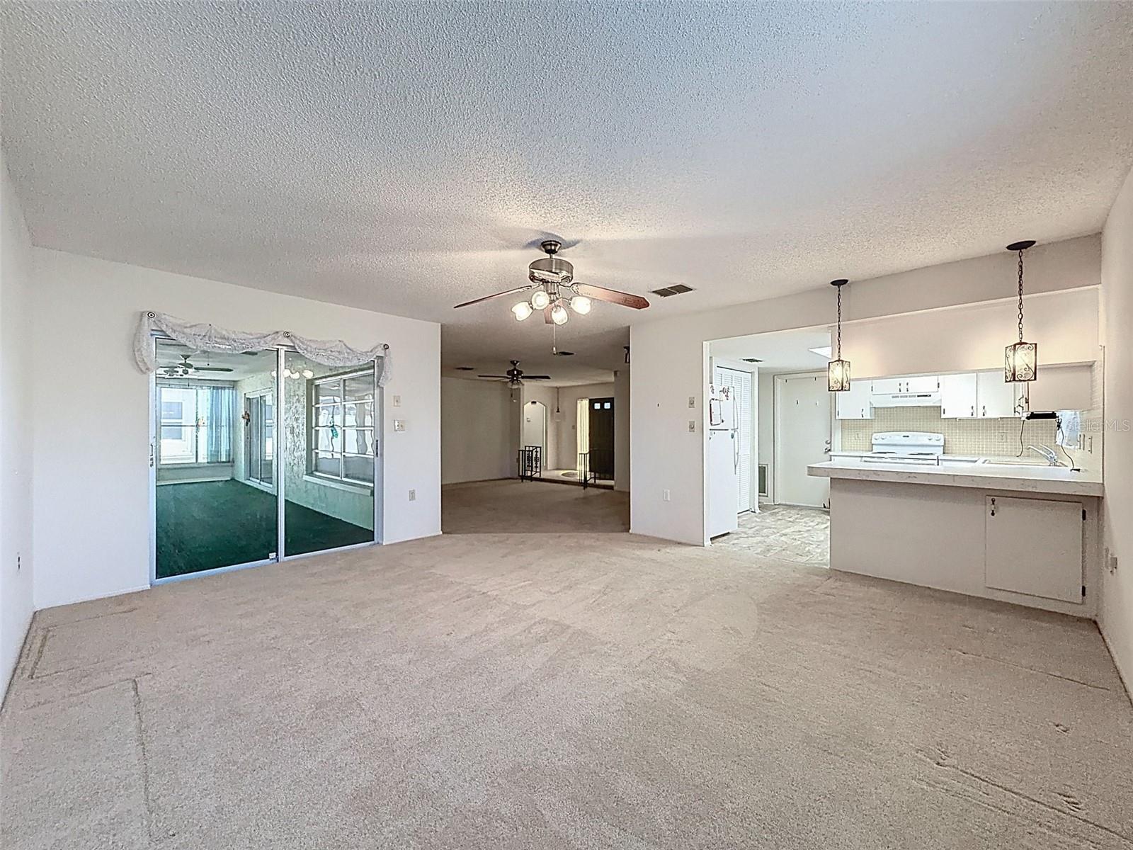 9811 WOODSTOCK LN, PORT RICHEY, FL, 34668